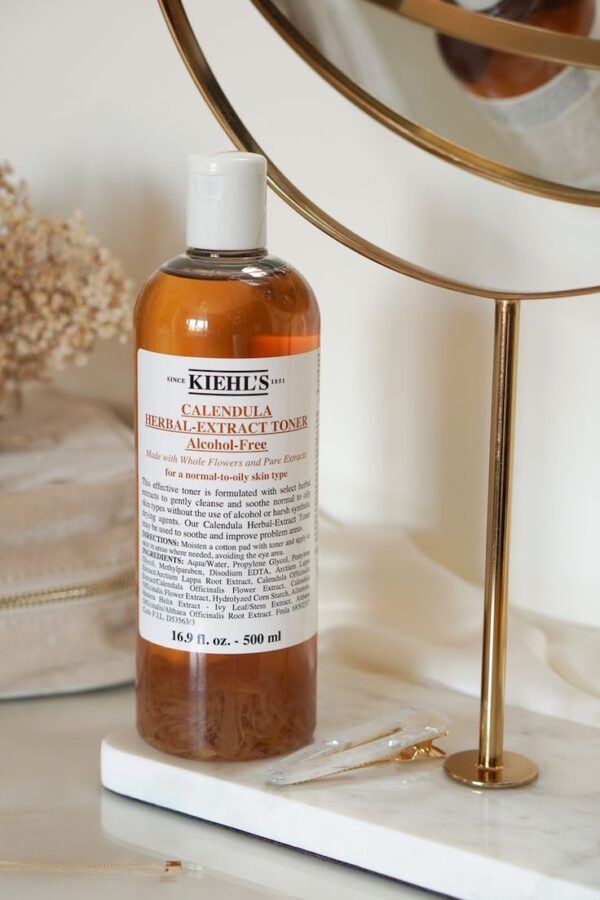 Kiehl's Calendula Herbal Extract Toner Alcohol-Free 250 ml  (Made in USA ) - Image 4