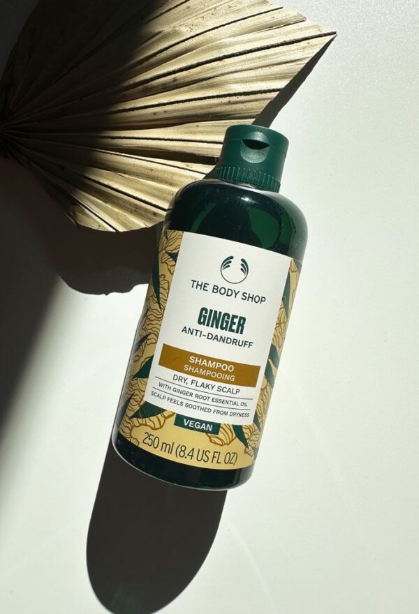 The Body Shop Ginger Anti Dandruff Shampoo 400ml (Made in UK ) - Image 2